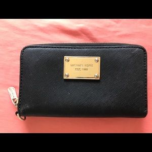 Michael kors wallet used
